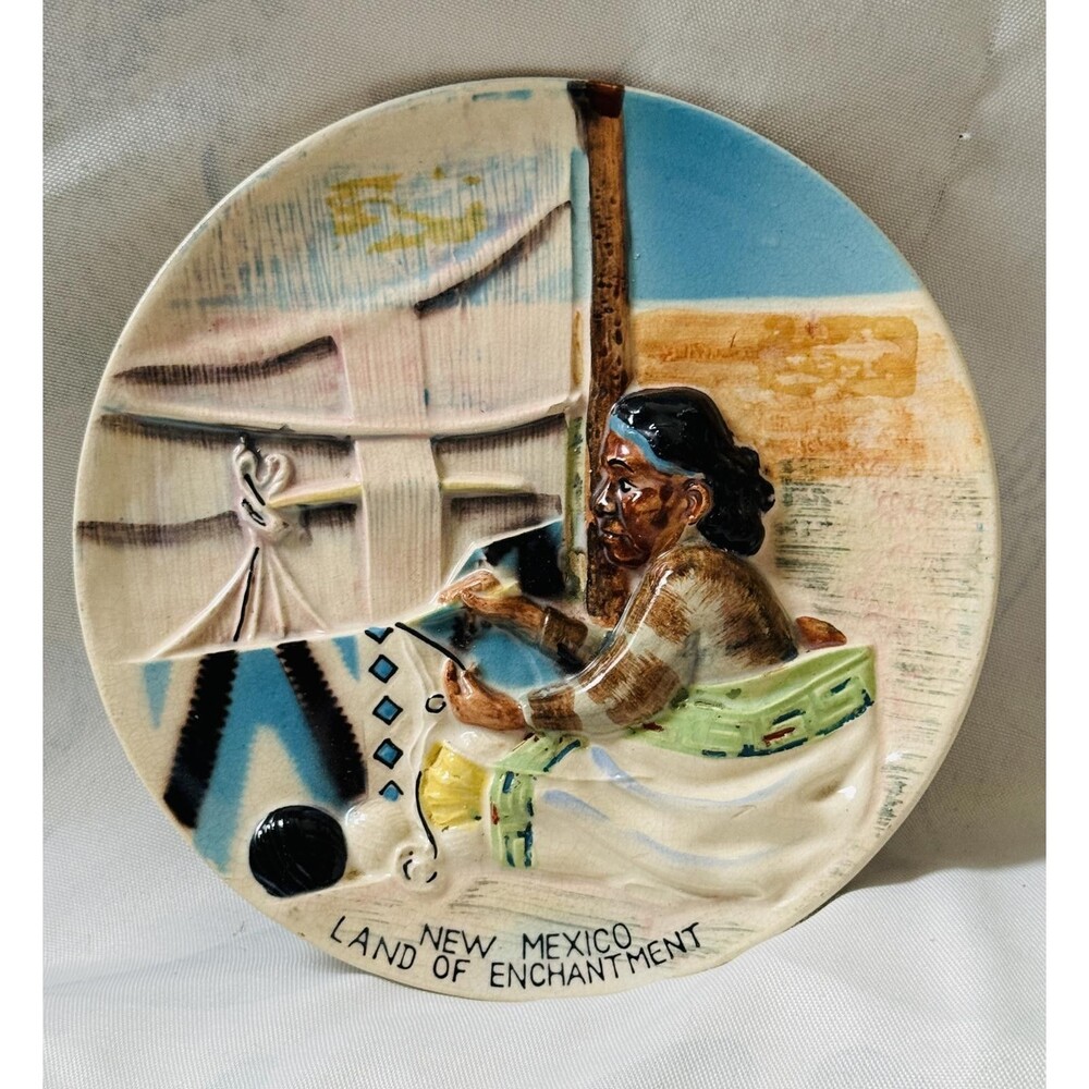 Collector's Plate State New Mexico 3D Native American Indian Woman Weaving MINT
